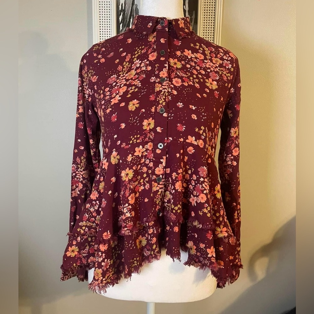 True Craft XS Long Sleeve High-Low Button-Up Top